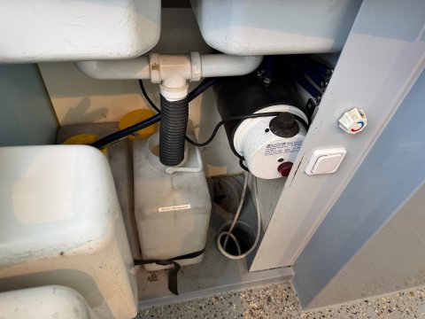 Apparatuur in een verkoopwagen